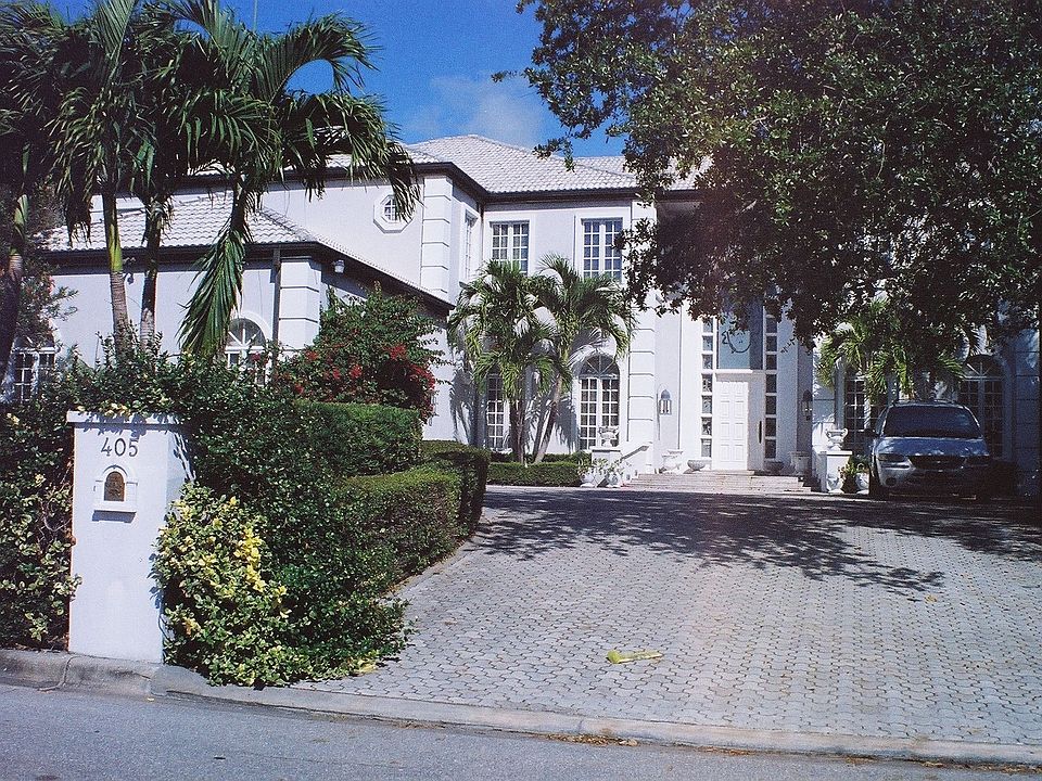 1st image of 405 Meadow Lark Dr