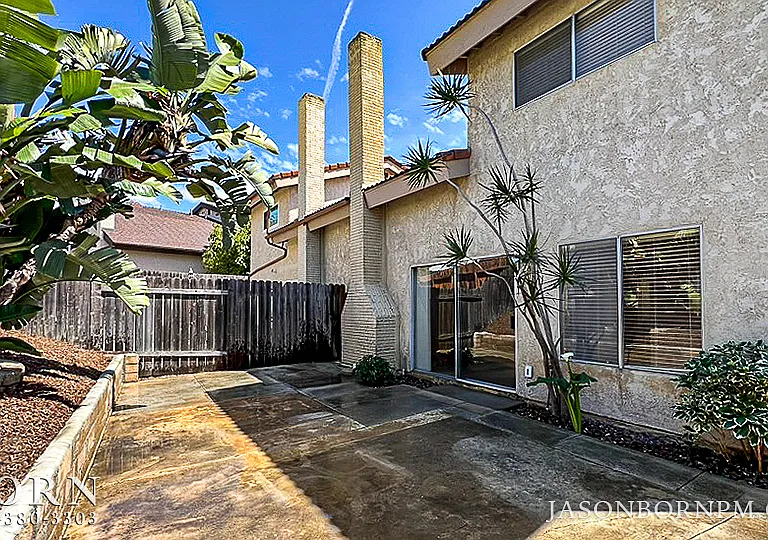 1815 Tipperary Ln — Photo 22