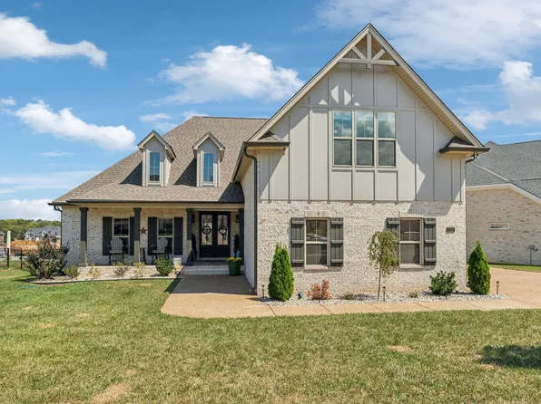 1111 Willow Springs Dr, Lebanon, TN 37087