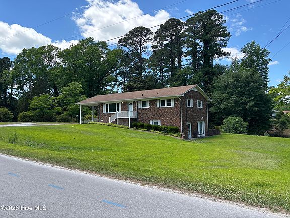2nd image of 312 Neuse Cliffs Road