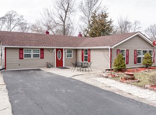 523 S Calhoun St, Aurora, IL 60505