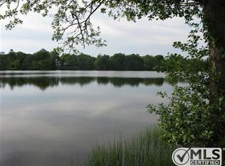 67 Beebe Acres Rd, Falmouth, MA 02540