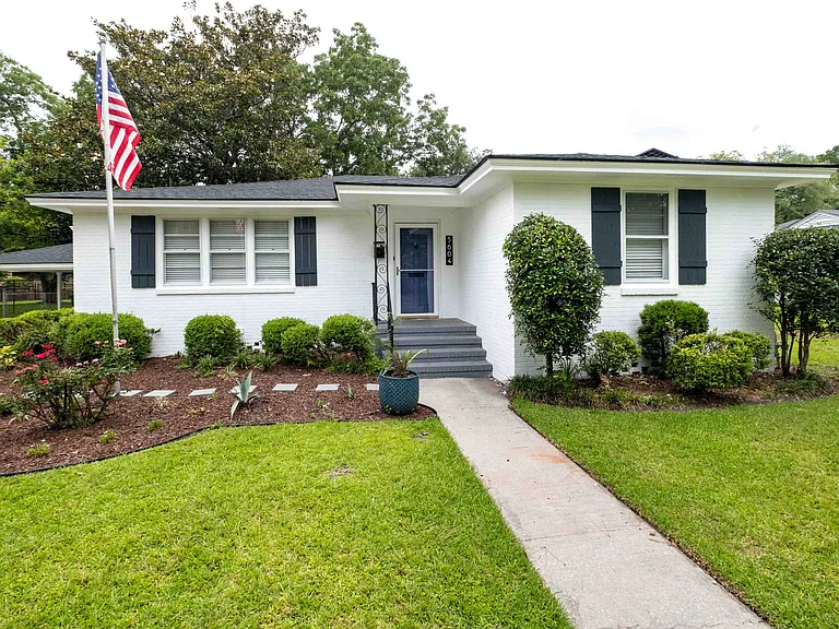 5604 Paulsen St — Photo 16
