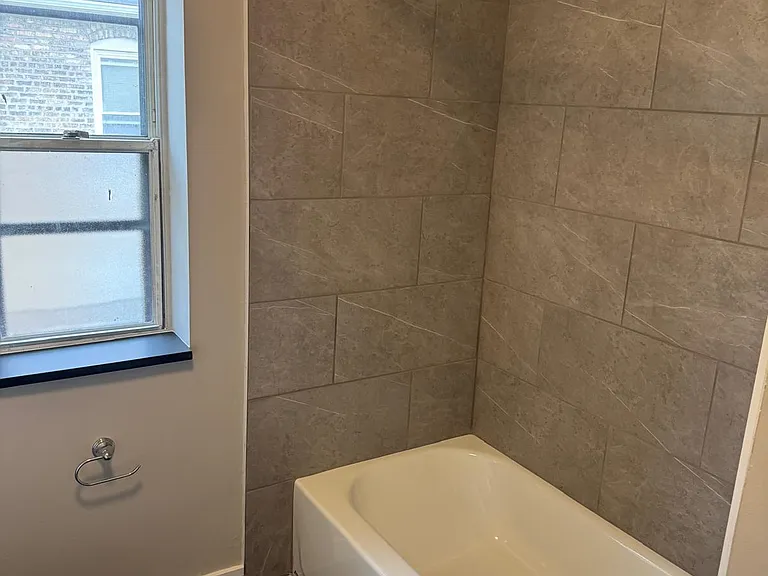 1244 Victoria Ave #2 — Photo 7