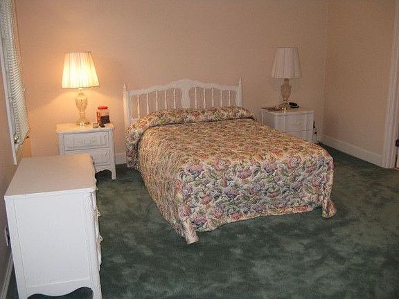 3rd image of 319 Bethel Dr
