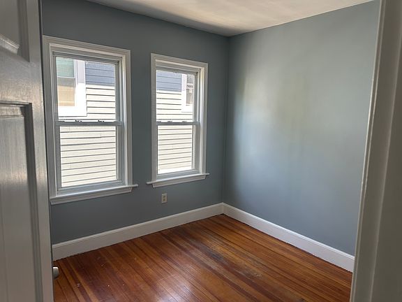 3rd image of 7 Gayland St #2