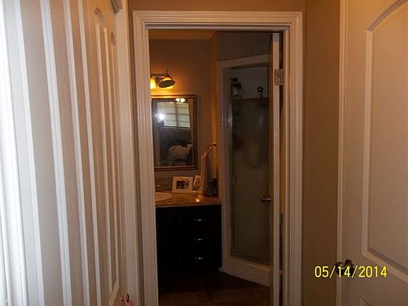 5th image of 2405 College Dr
