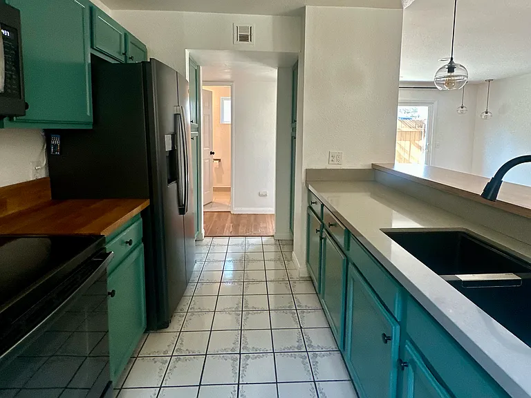 4562 Twain Ave #11 — Photo 5