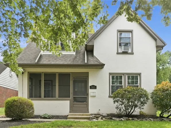 560 Irving Ave, Oakwood, OH 45409