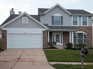 833 Fall Crown Ln, Fenton, MO