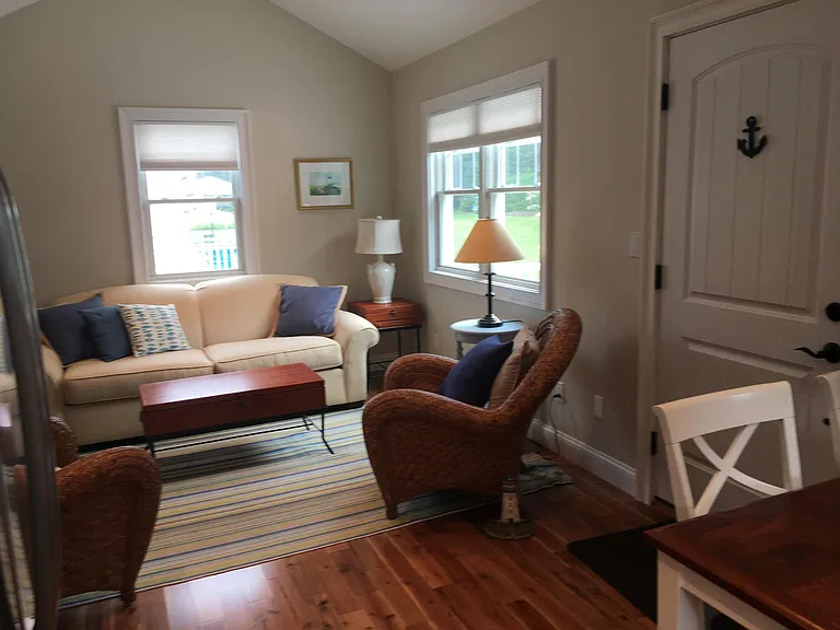 407 Succotash Rd — Photo 8