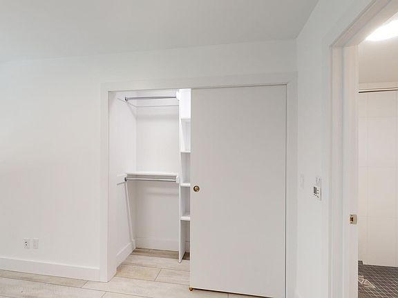4th image of 2355 Scott St #15A