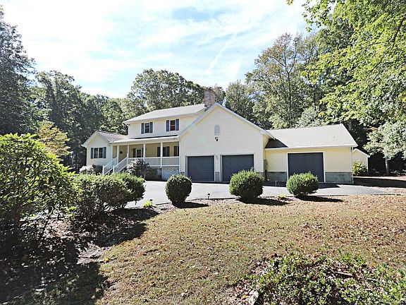 2nd image of 32816 Pine Cone Ln