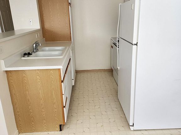 5th image of 603 Saratoga Dr #203