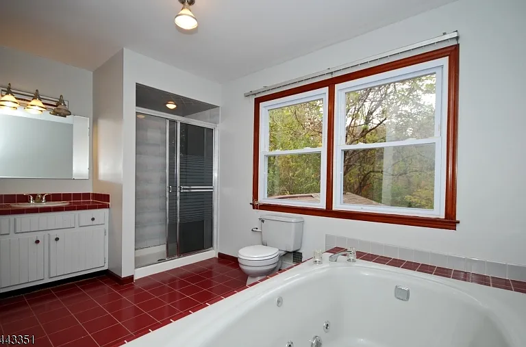 6 Heather Ln — Photo 17