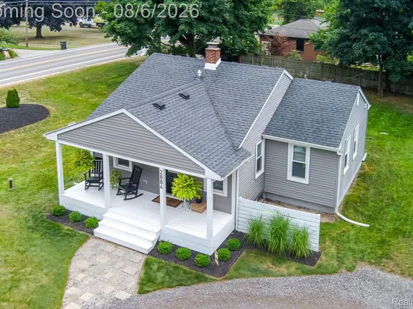 2884 Motorists Dr, Highland, MI 48356