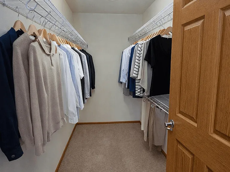 Highlands at Wildwood Lake Apartments 55+ — Photo 4