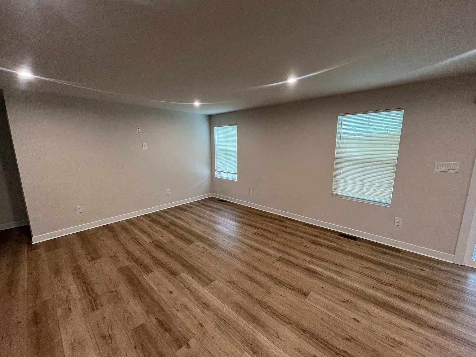 24578 Jagger Ave — Photo 4