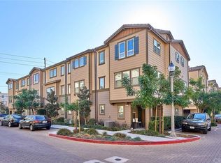 14107 W Birch Ln, Van Nuys, CA 91405