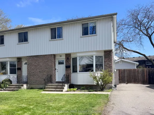 10 Lafayette Dr, Saint Catharines, ON L2N 6C2