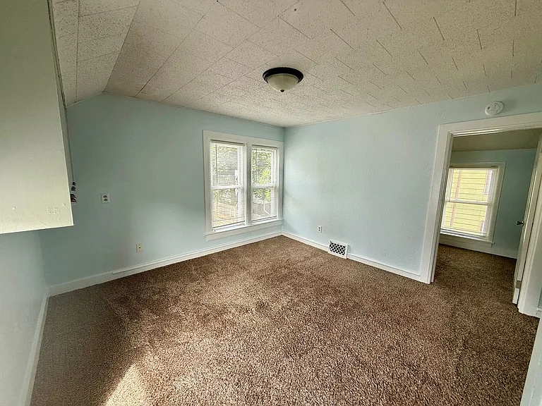 1316 N 5th St — Photo 17