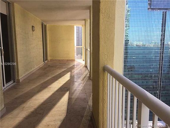 5th image of 170 SE 14th St Ph 2