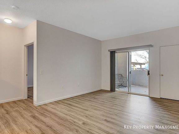4th image of 2615 W Gary Ave Unit 1033