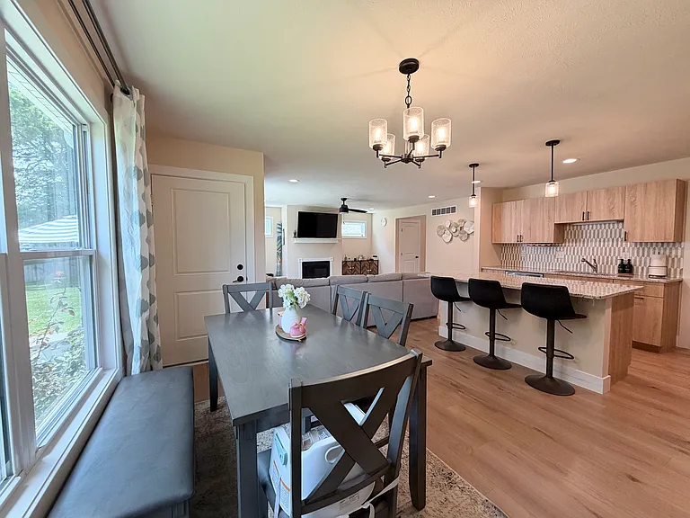 300 Waterwheel Dr — Photo 7