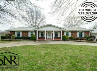 1000 Quinland Lake Rd, Cookeville, TN 38506