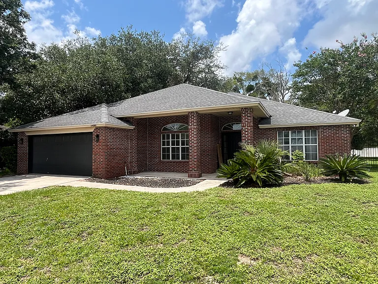 24060 Creek Parke Cir — Photo 1