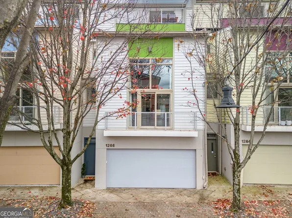 1266 Van Allen Mews NW, Atlanta, GA 30318