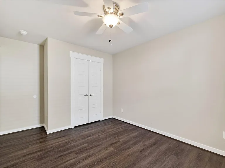 12322 Sabine Point Dr — Photo 25