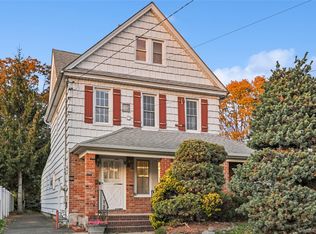103 Smith Street, Lynbrook, NY 11563