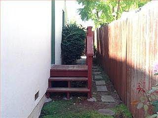 5th image of 1917 Maddux Dr