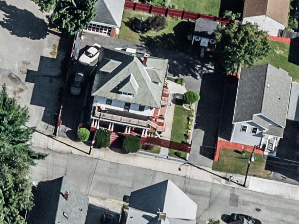 2nd image of 57 Bissell St