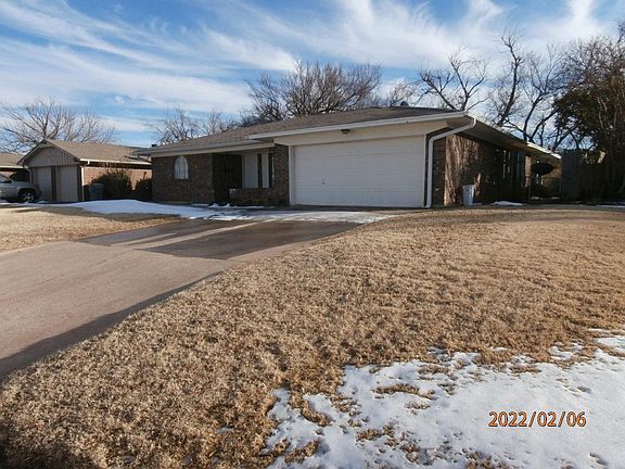3rd image of 6938 NW Sprucewood Dr