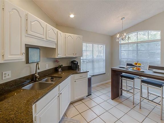 3rd image of 2812 Tannery Ct #2