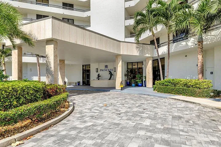 2 bed, 1679 sqft, $3,500 — Photo 3