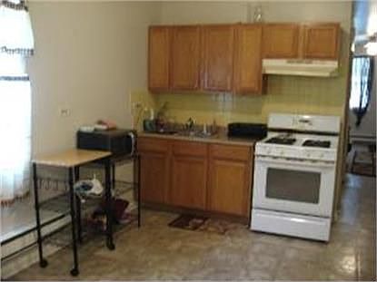 2nd image of 816 Elgin Ave