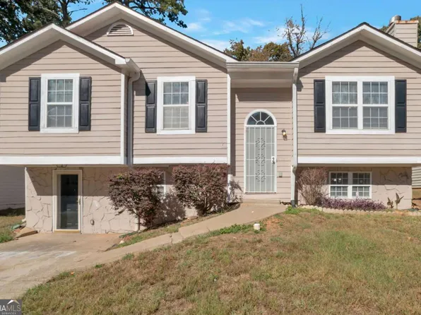 1314 Stoneleigh Way, Stone Mountain, GA 30088