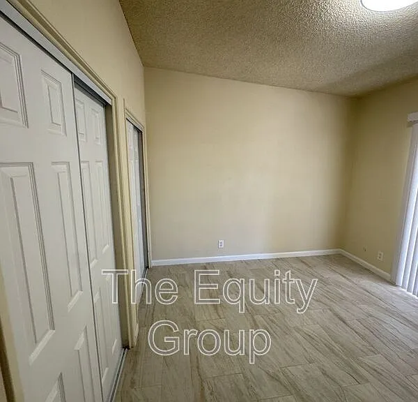 1140 W Tulare Ave #C — Photo 19