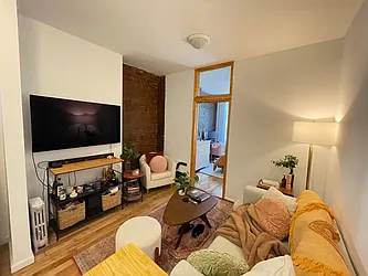 Rented by Best Apartments North Inc