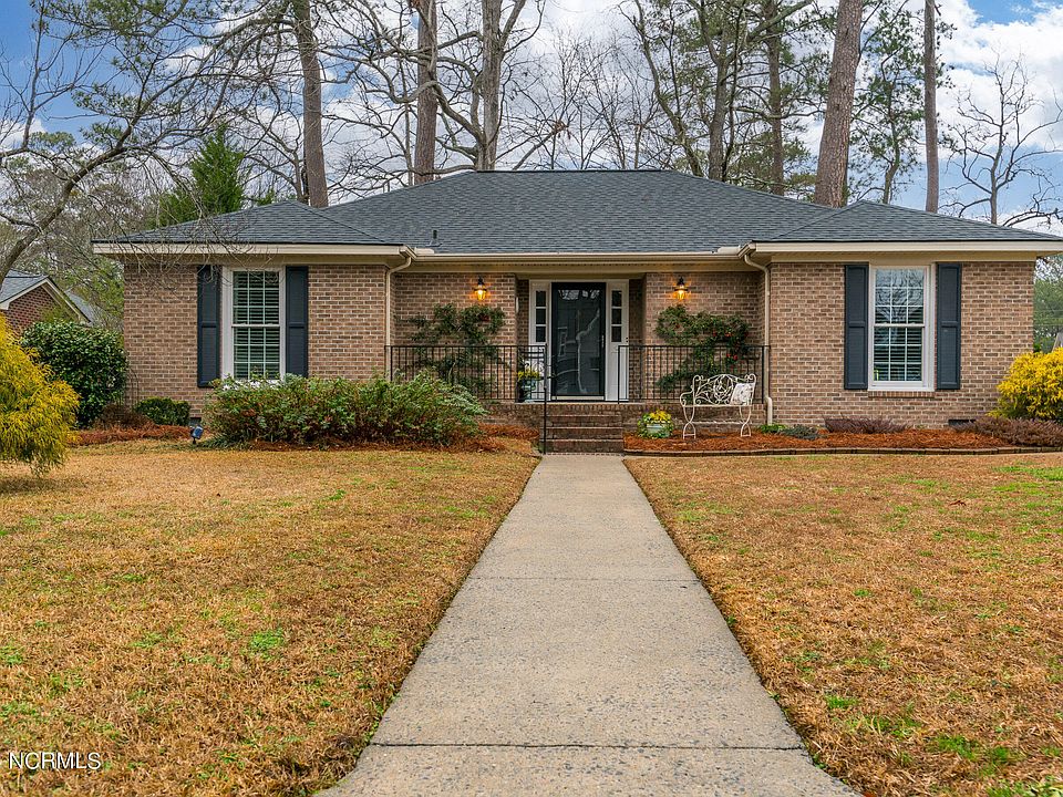 1st image of 1603 Hollybriar Lane