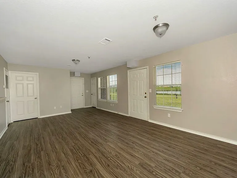 Lakeview of Ardmore — Photo 17