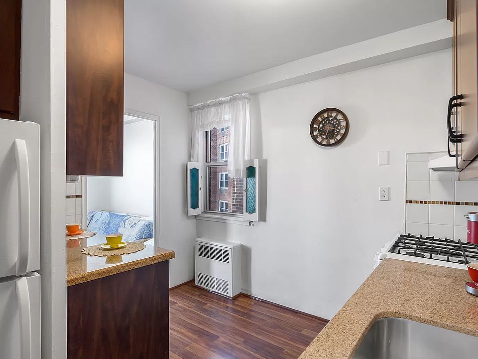 1655 Flatbush Ave Brooklyn NY Zillow