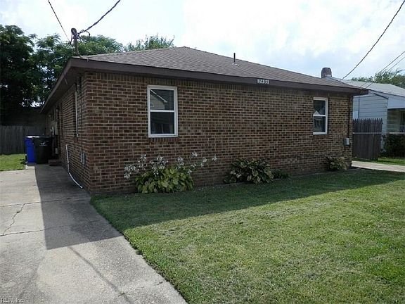 3rd image of 2433 Arkansas Ave #A