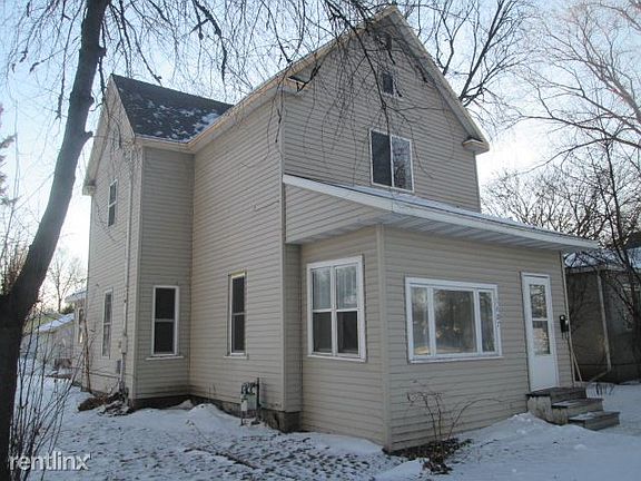 1607 University - Dec 2017 (22)