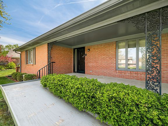5th image of 273 N Serenity Way