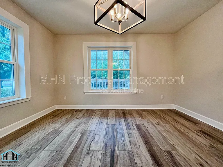 810 Elizabeth Rd — Photo 12