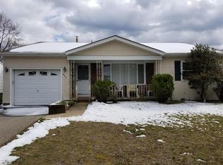 243 Westbrook Dr, Toms River, NJ 08757